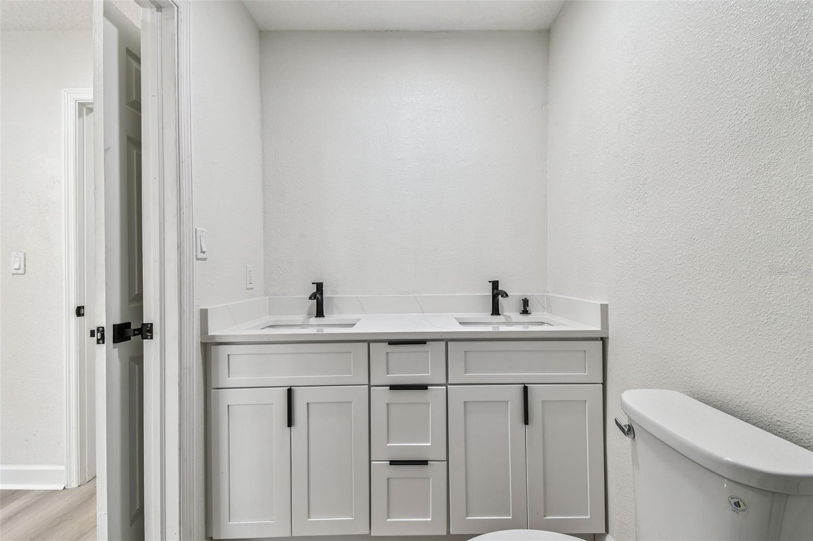 Image 31 of 65 For 14810 30th Street