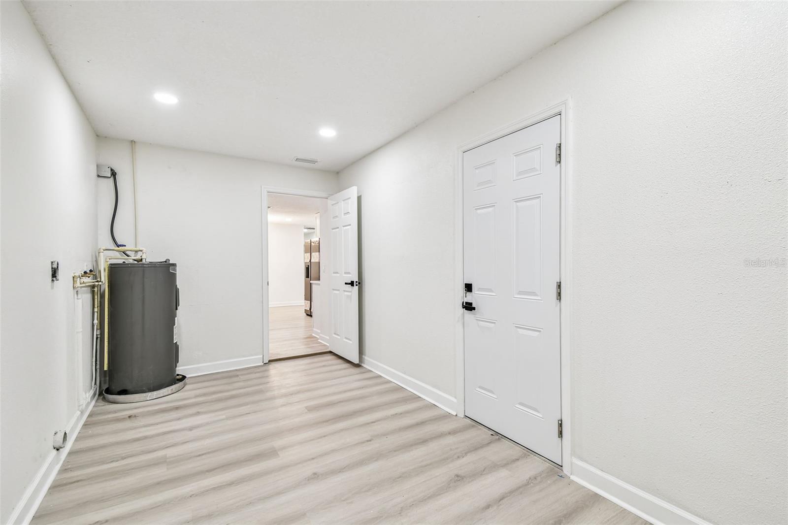 Image 36 of 65 For 14810 30th Street