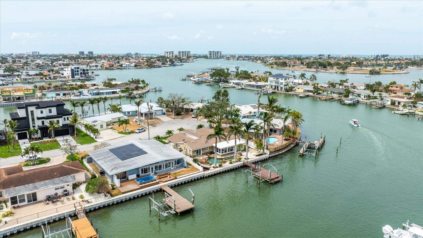 Image 11 of 53 For 7991 1st Avenue S