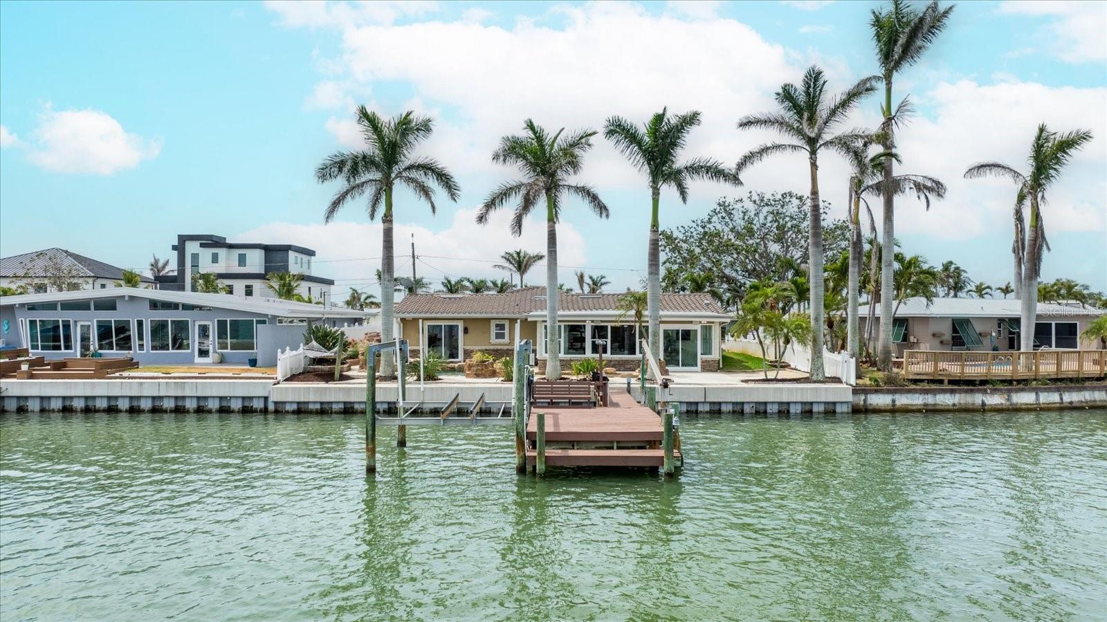 Image 6 of 53 For 7991 1st Avenue S