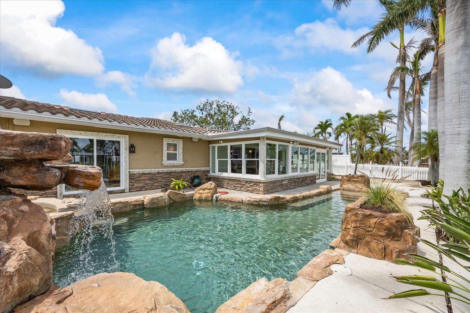 Image 7 of 53 For 7991 1st Avenue S