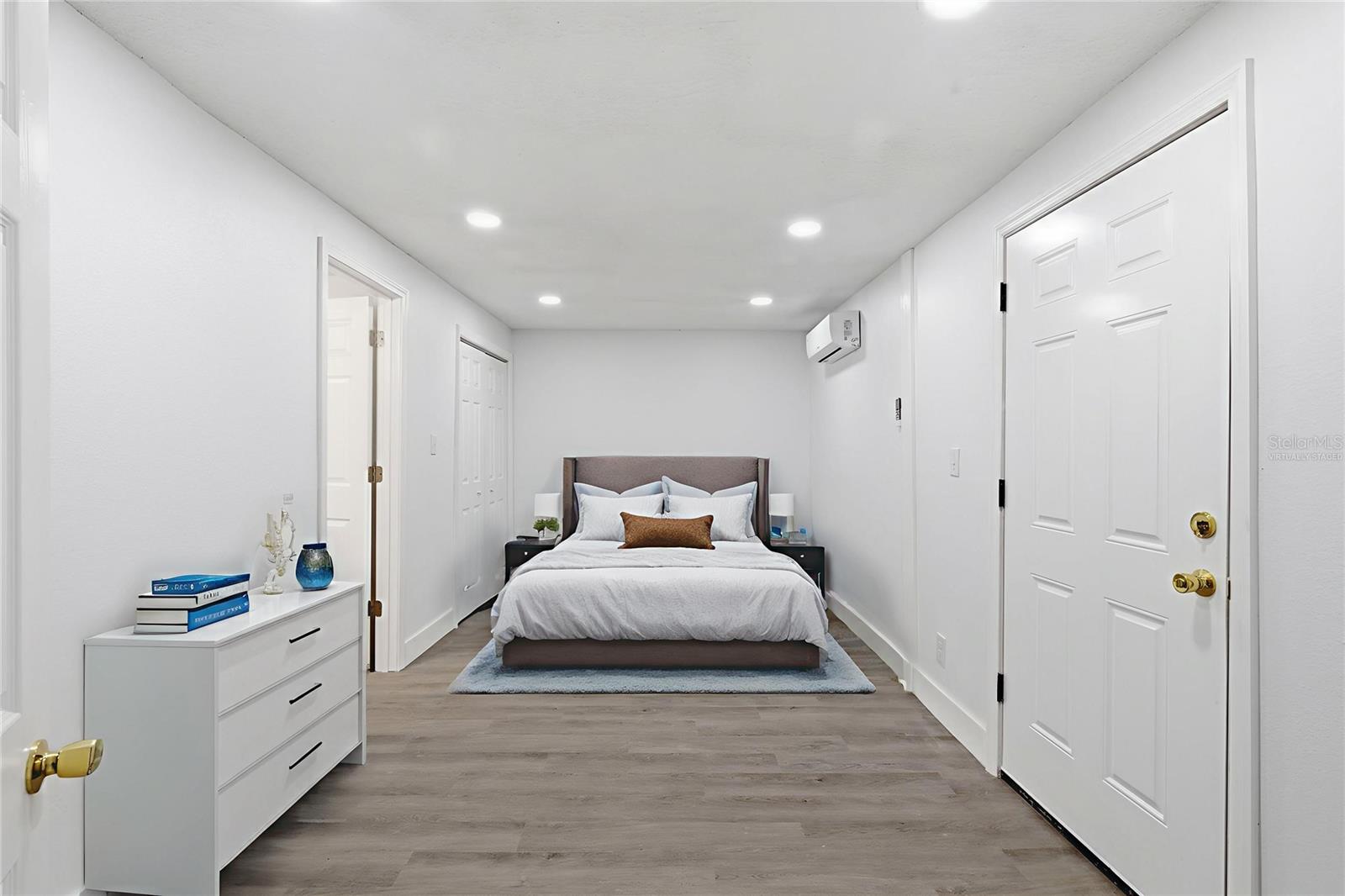 Image 19 of 40 For 7408 Celeste Lane