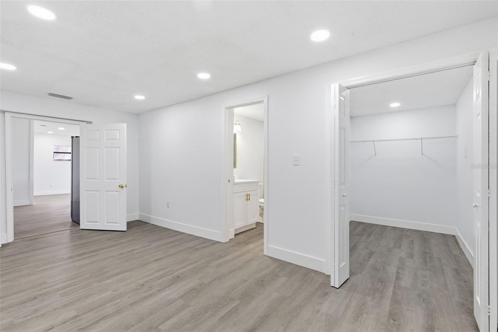 Image 21 of 40 For 7408 Celeste Lane