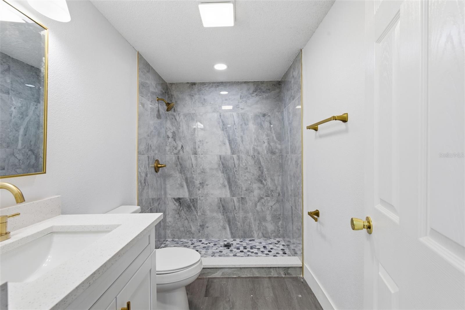 Image 24 of 40 For 7408 Celeste Lane