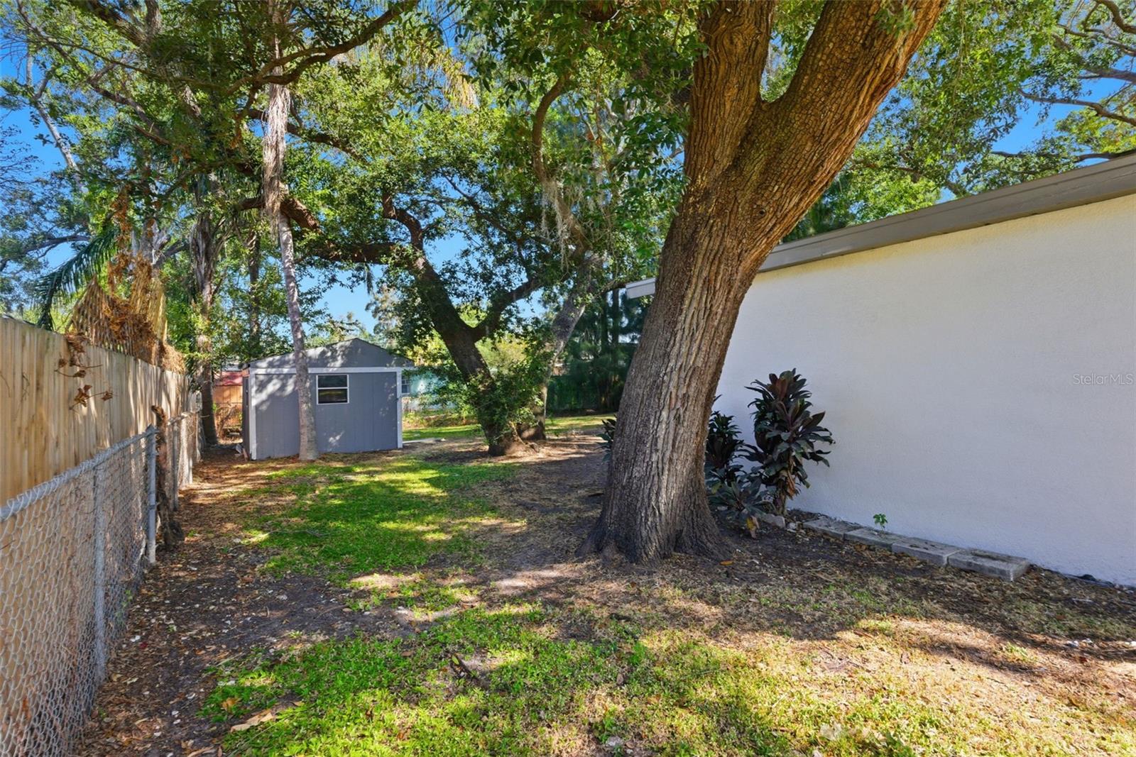 Image 37 of 40 For 7408 Celeste Lane