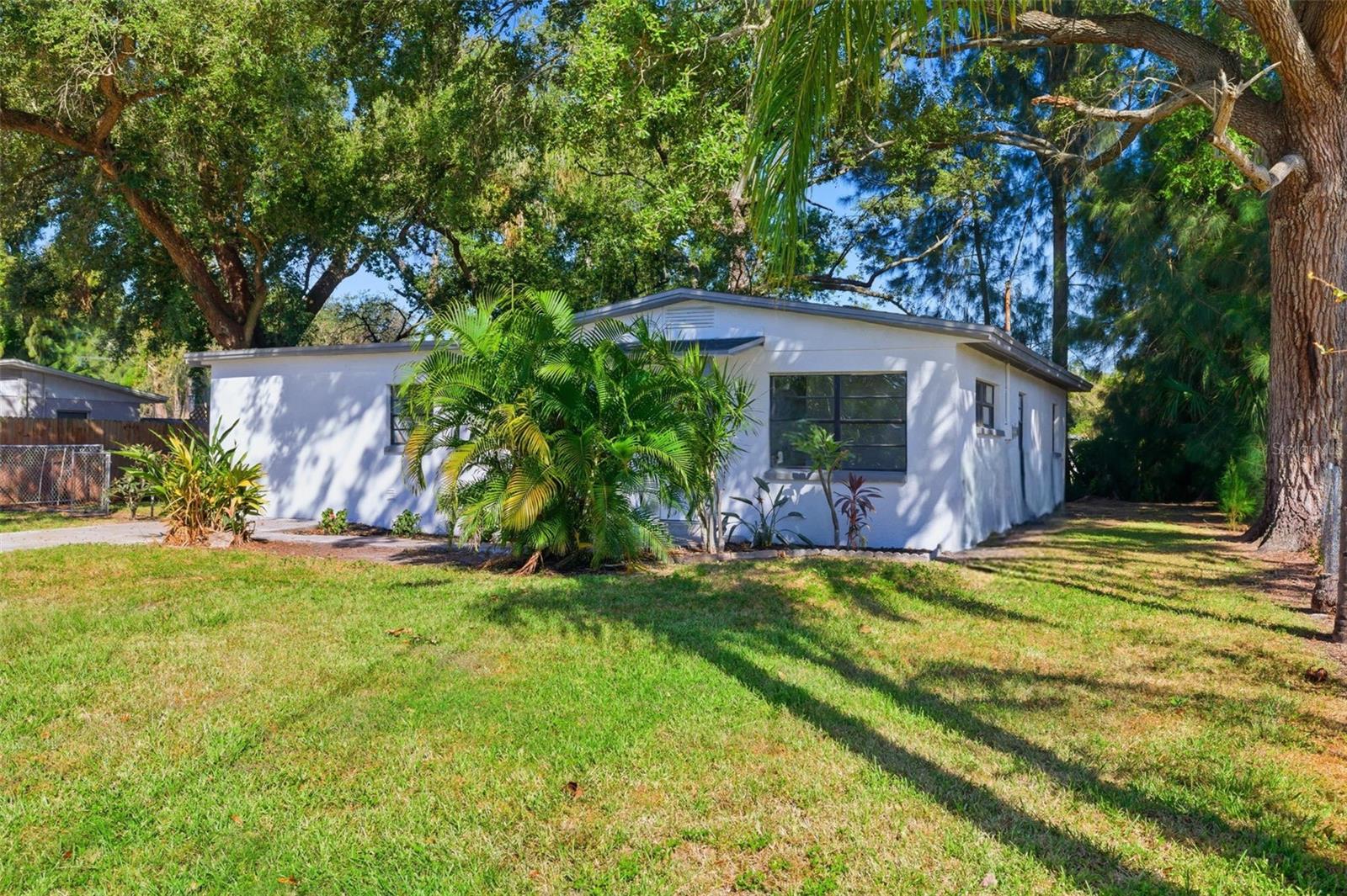 Image 4 of 40 For 7408 Celeste Lane