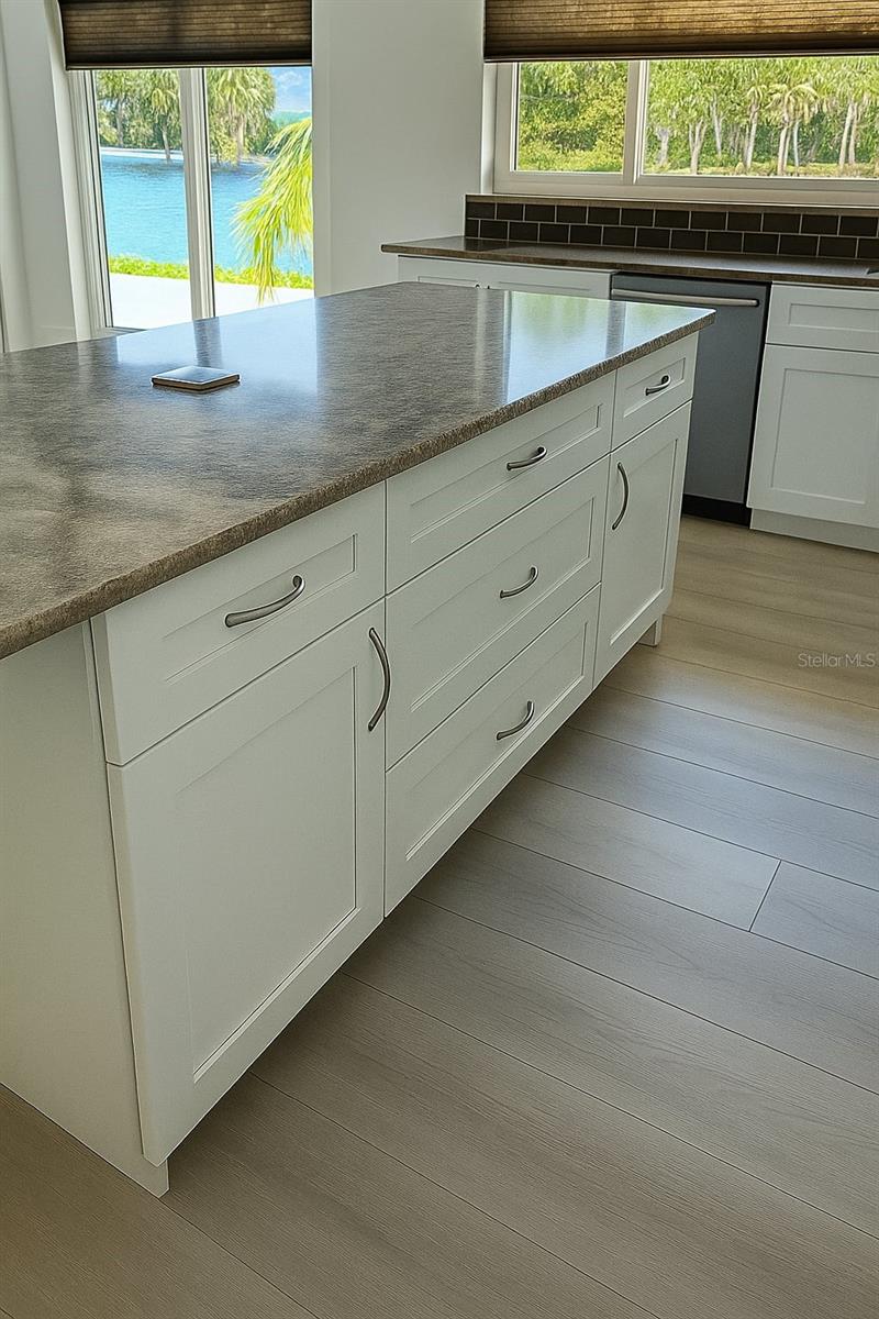 Image 16 of 41 For 5264 Spy Glass Point