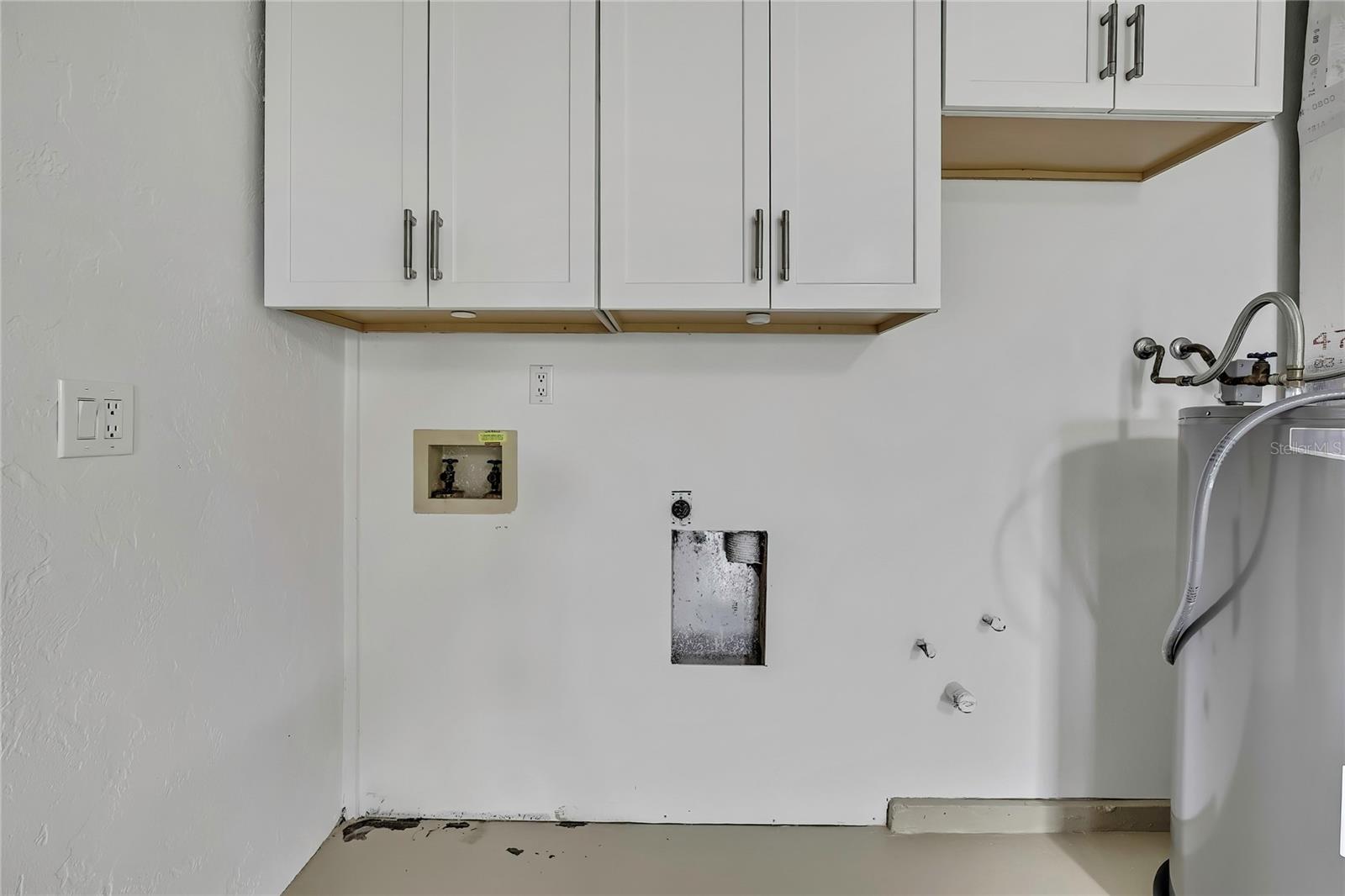 Image 27 of 41 For 5264 Spy Glass Point