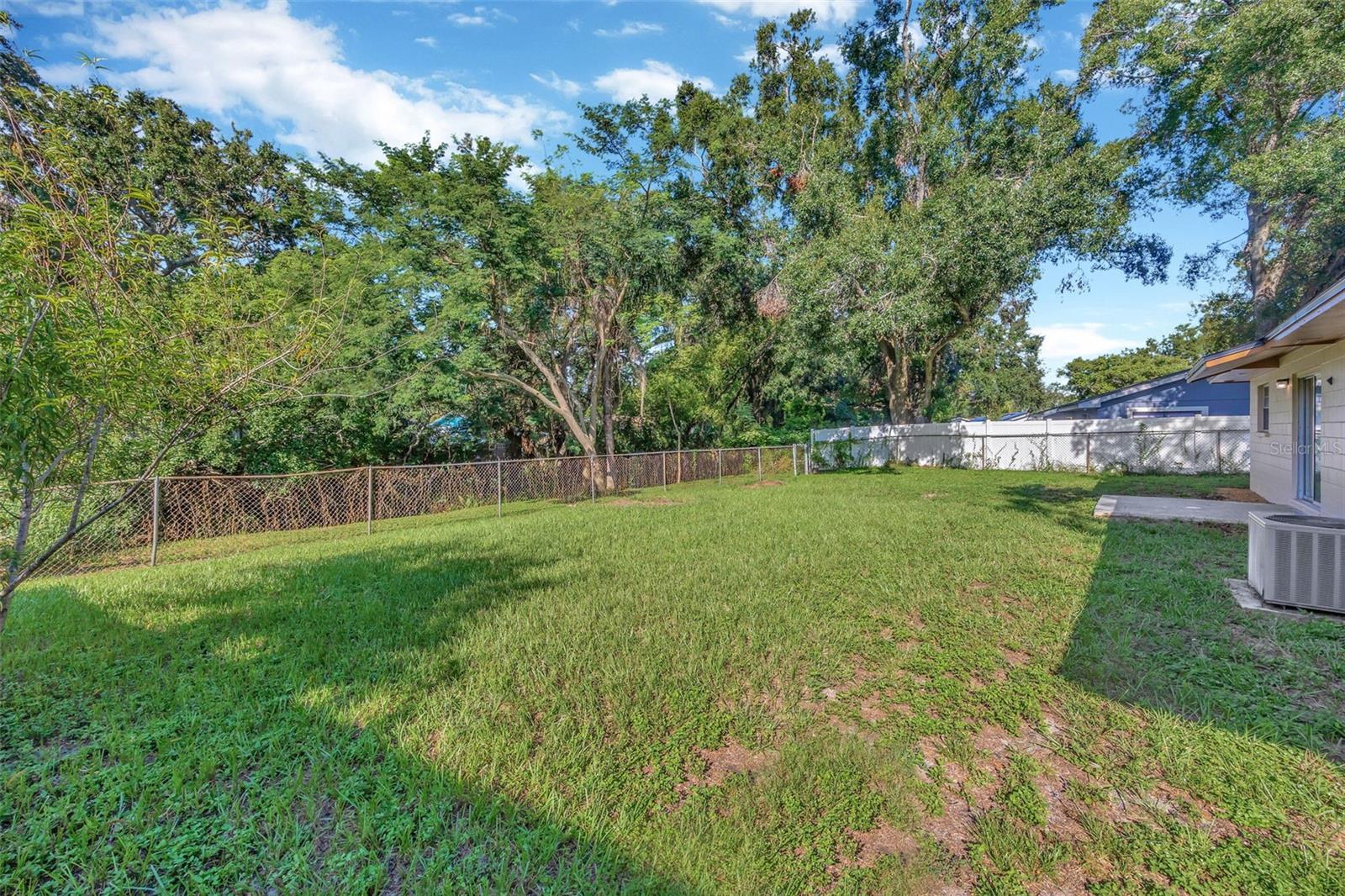 Image 24 of 27 For 4429 Dolphin Drive