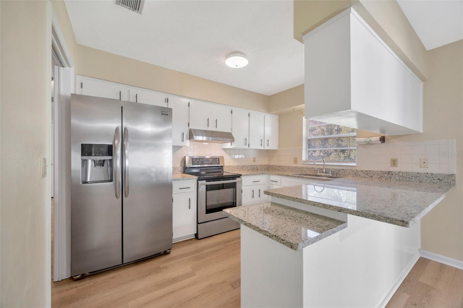 Image 6 of 27 For 4429 Dolphin Drive