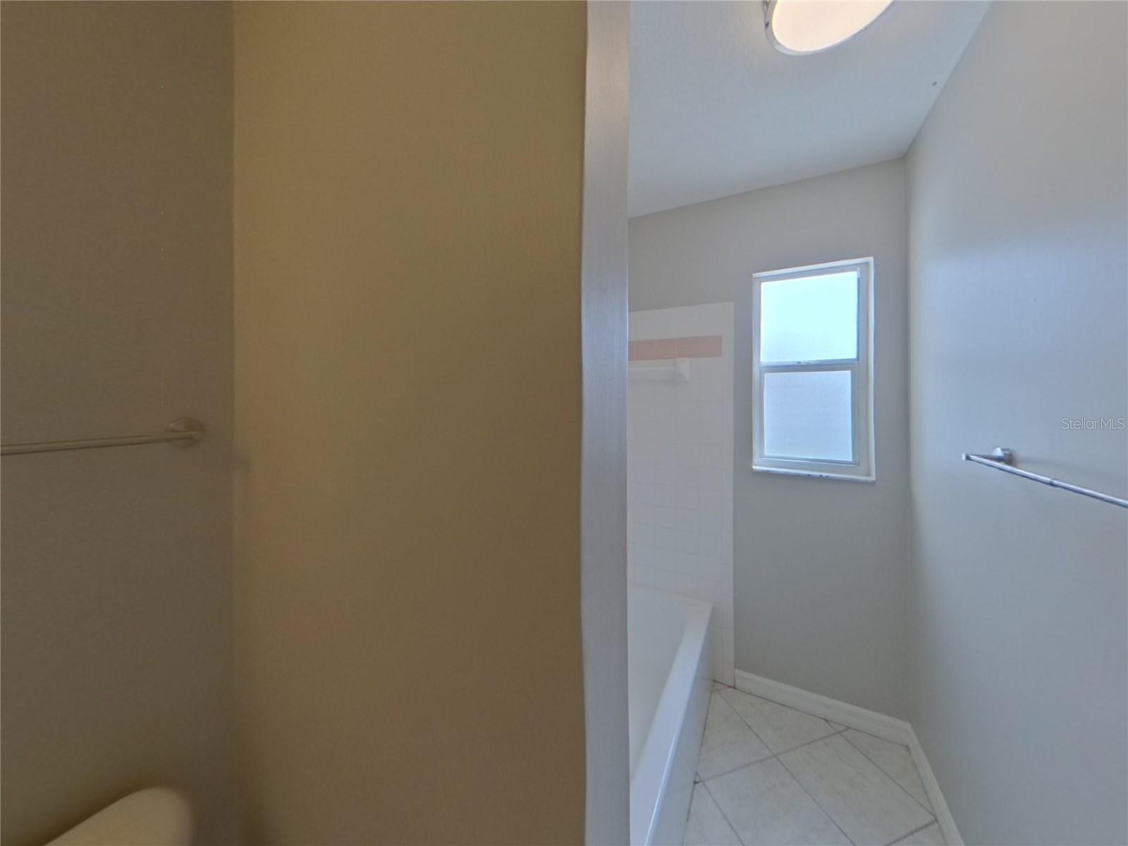 Image 14 of 18 For 11302 Andy Drive