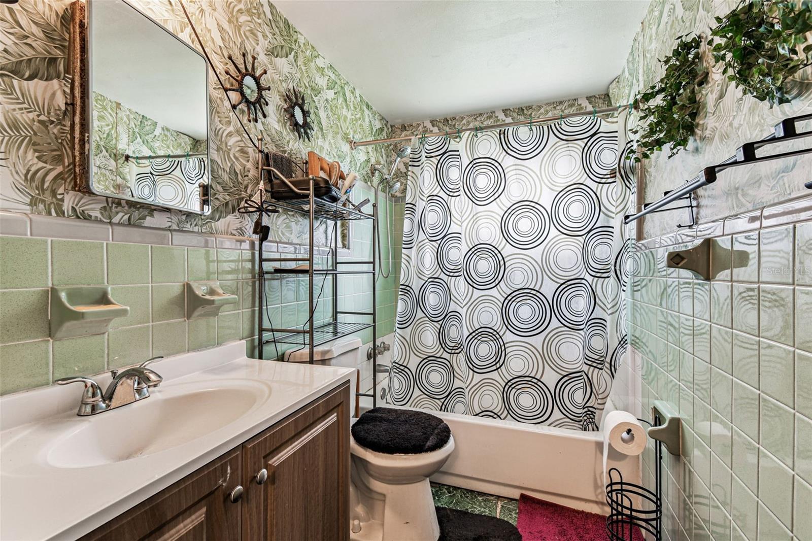 Image 6 of 18 For 7512 Rhode Island Drive