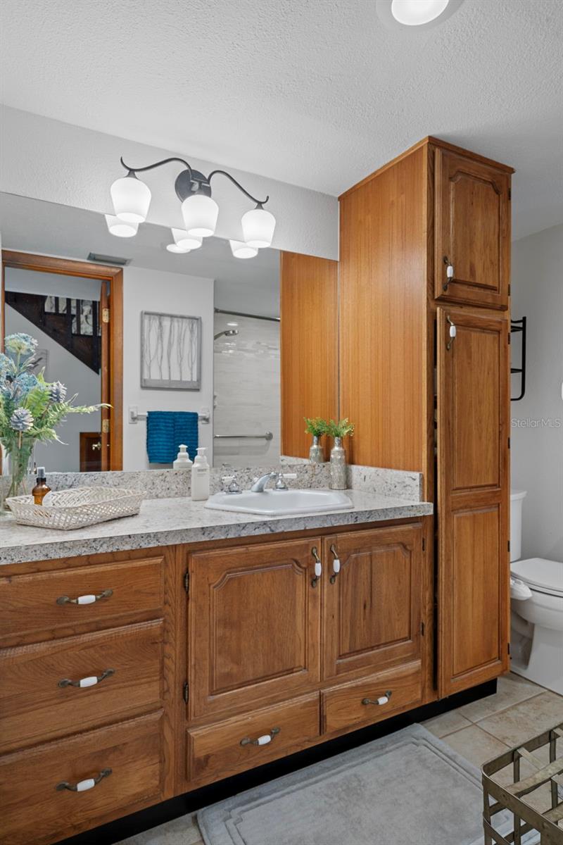 Image 38 of 99 For 8605 Fussell Drive
