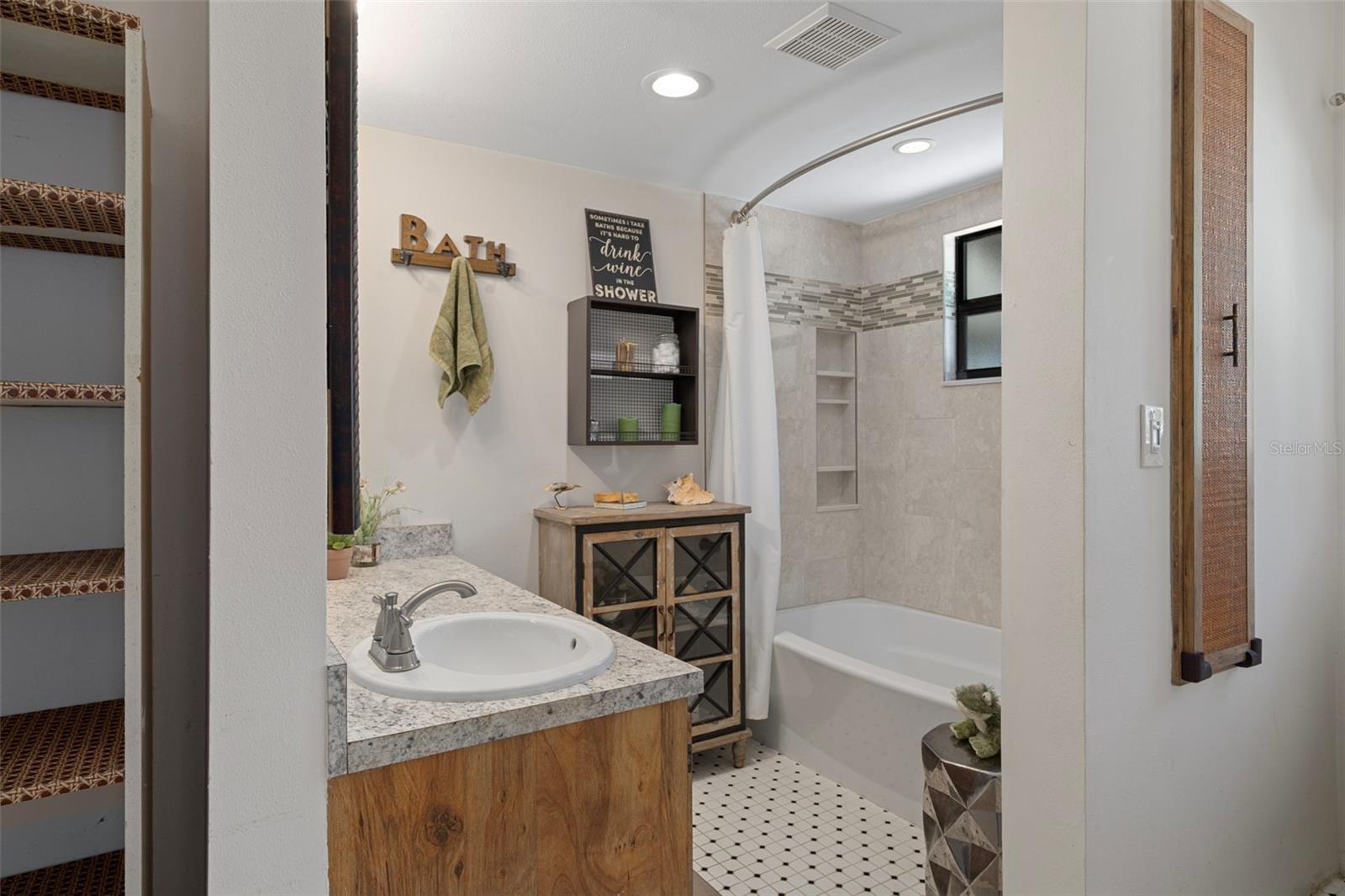 Image 53 of 99 For 8605 Fussell Drive