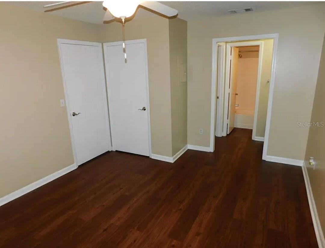 Image 6 of 21 For 11901 4th Street N 3104