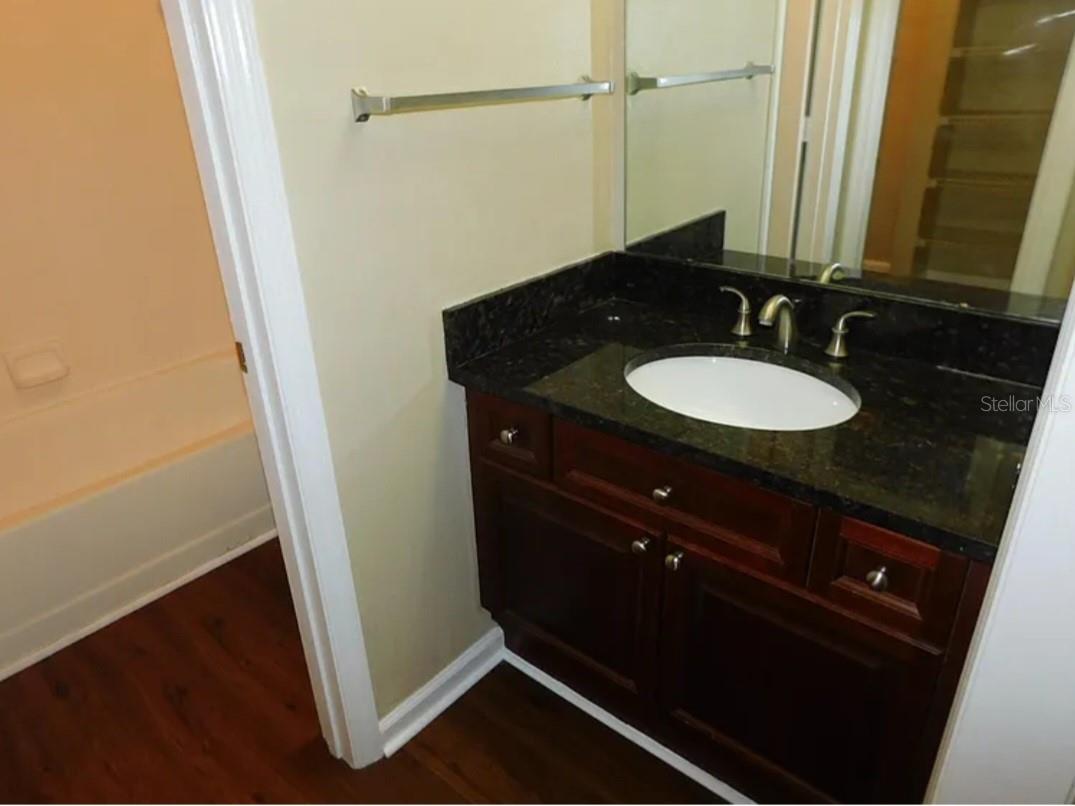 Image 7 of 21 For 11901 4th Street N 3104
