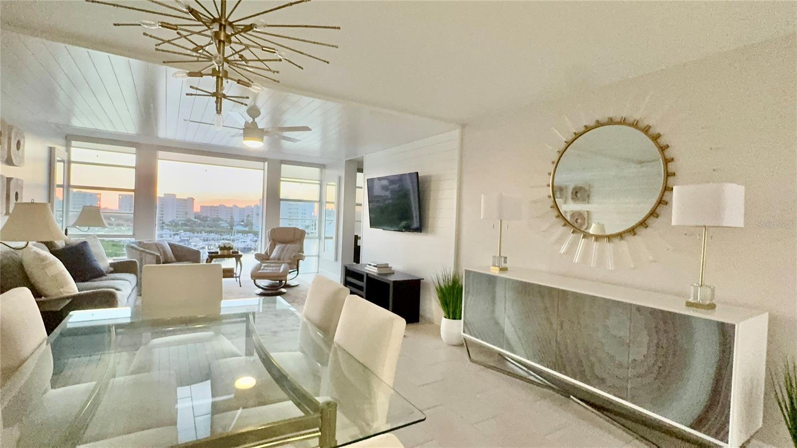 Image 17 of 56 For 7400 Sun Island Drive S 608