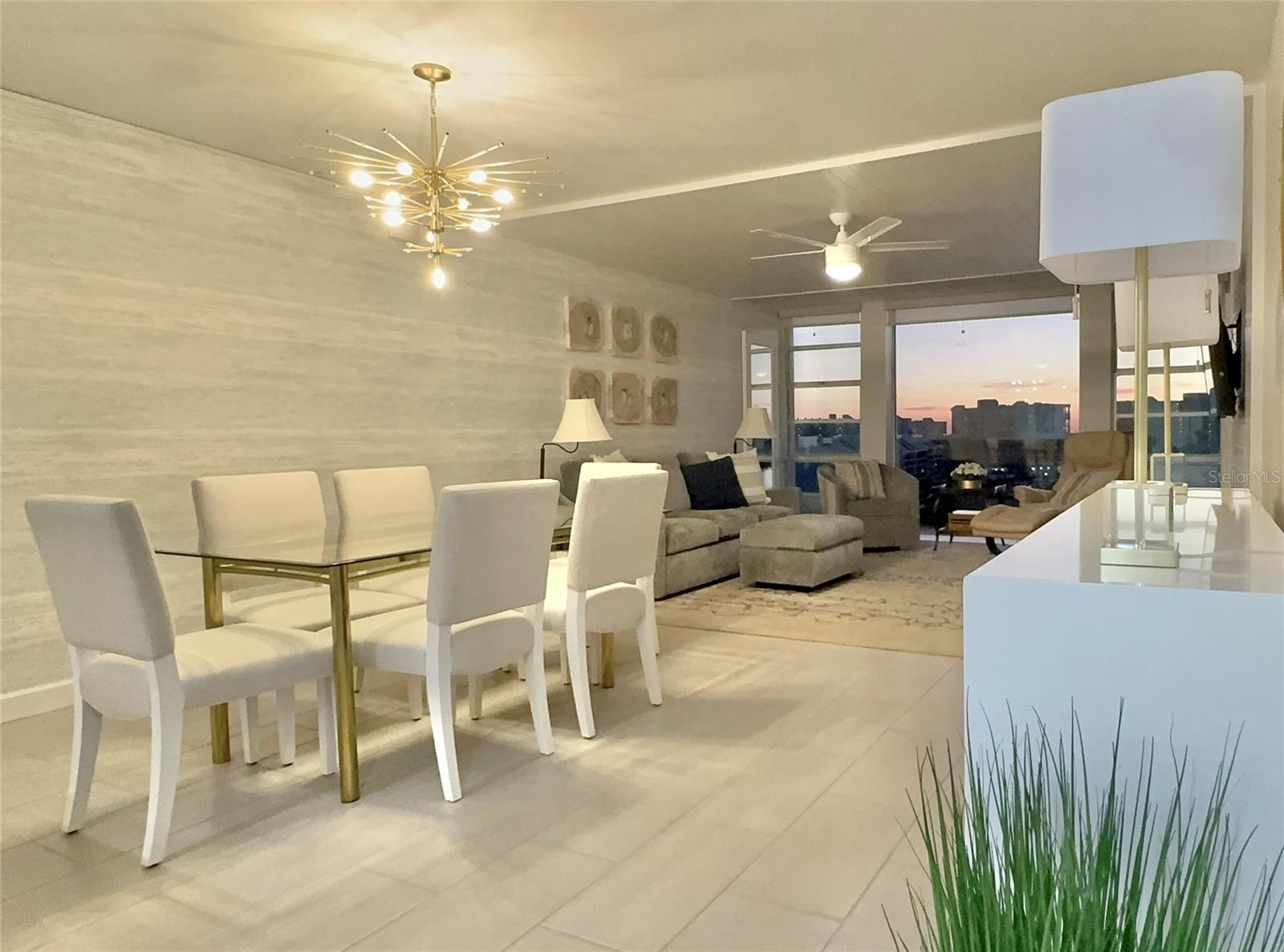 Image 21 of 56 For 7400 Sun Island Drive S 608
