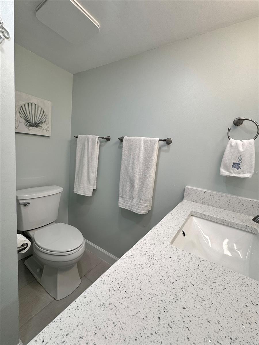 Image 23 of 56 For 7400 Sun Island Drive S 608