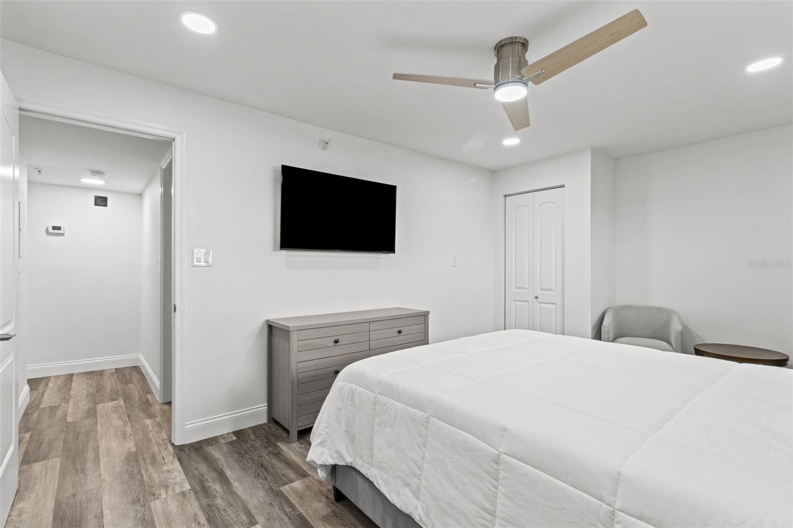 Image 24 of 43 For 14950 Gulf Boulevard 503