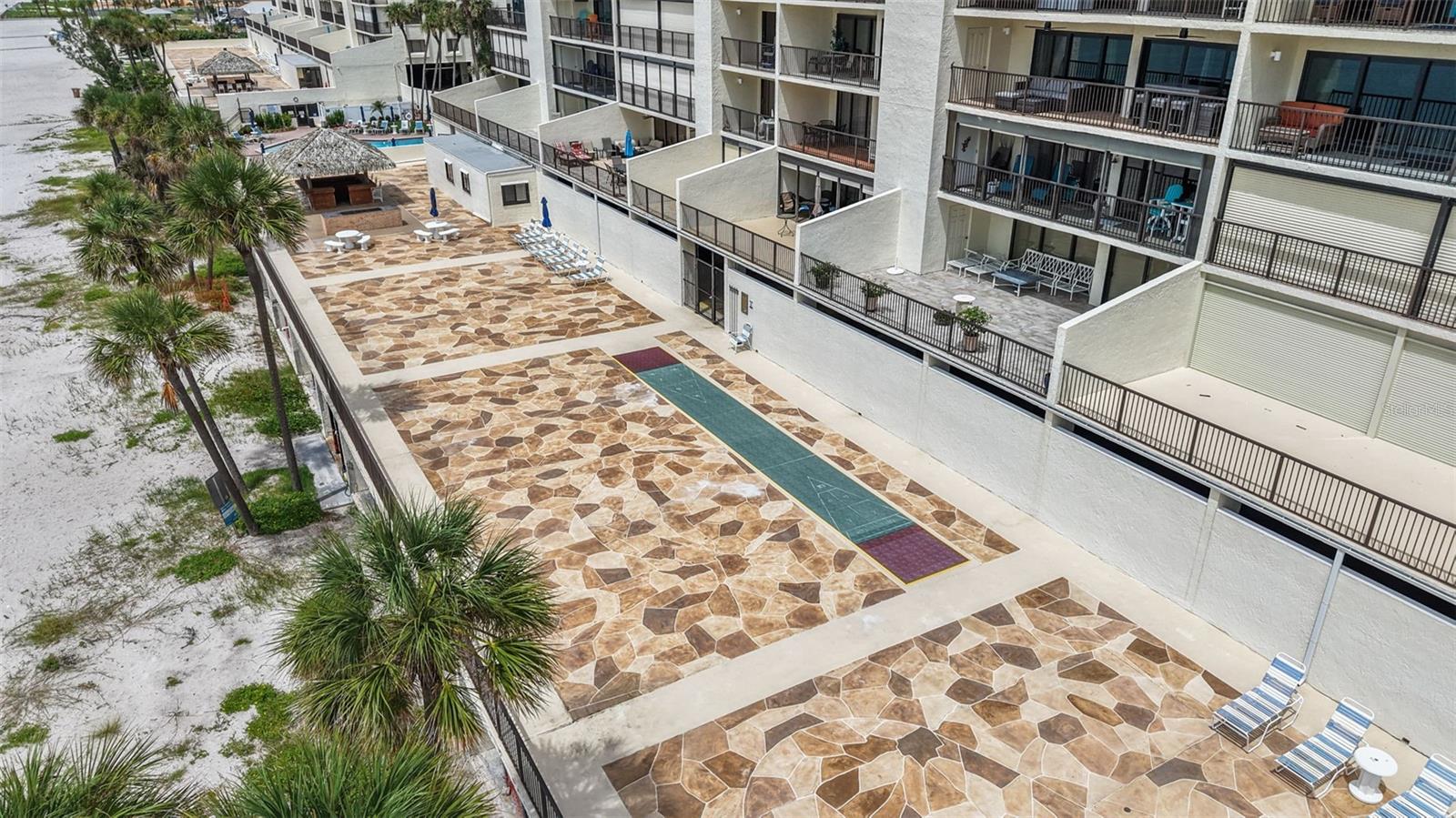 Image 33 of 43 For 14950 Gulf Boulevard 503