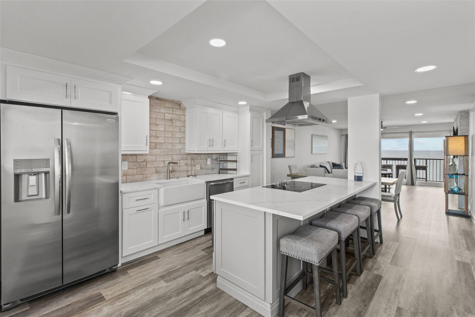 Image 9 of 43 For 14950 Gulf Boulevard 503