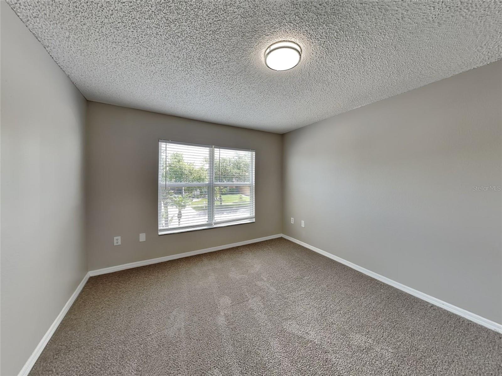 Image 11 of 20 For 12610 Lake Vista Drive