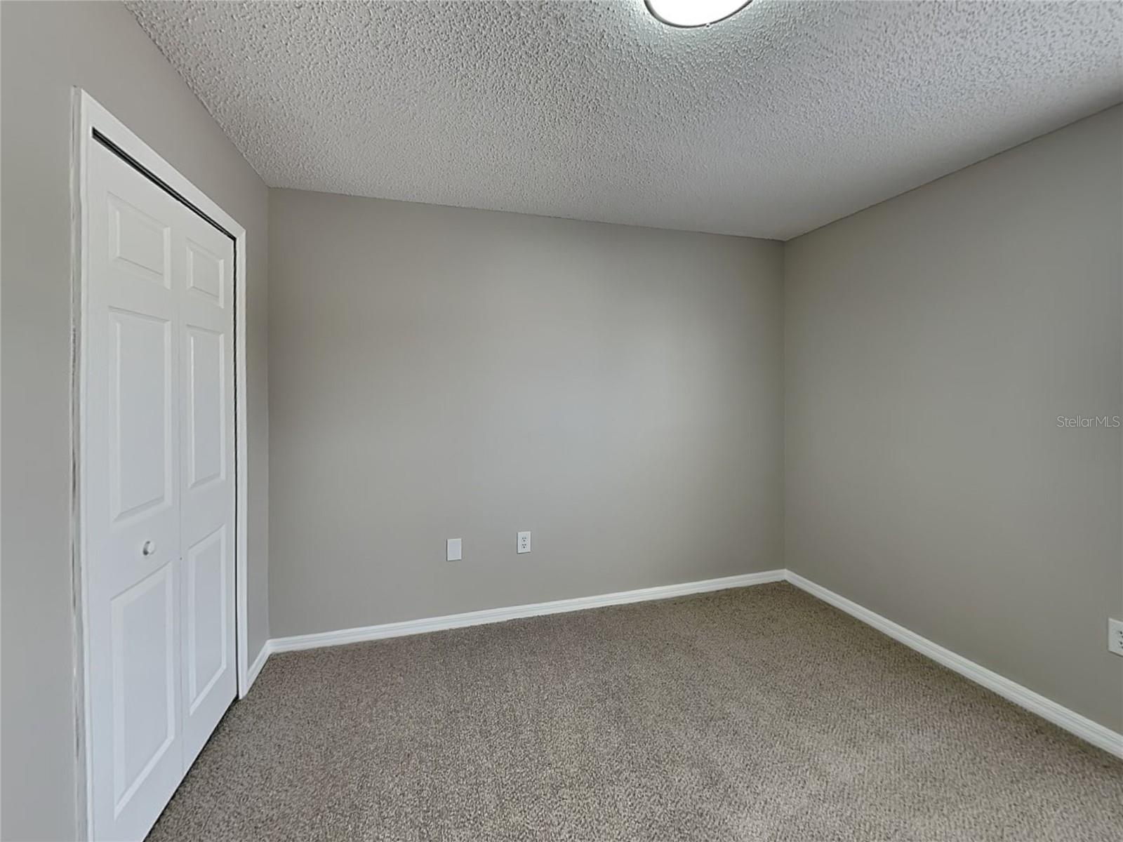 Image 13 of 20 For 12610 Lake Vista Drive