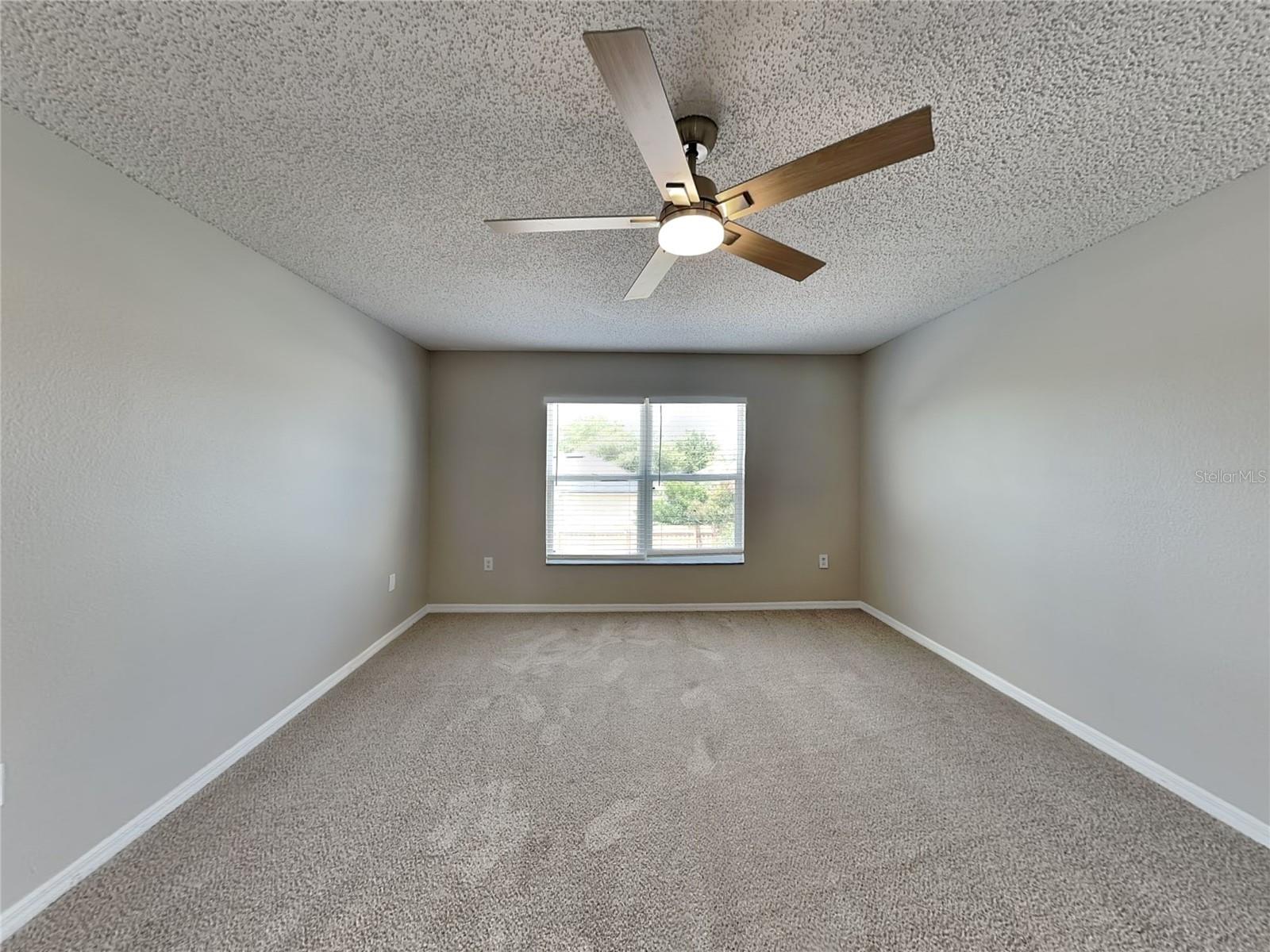 Image 7 of 20 For 12610 Lake Vista Drive