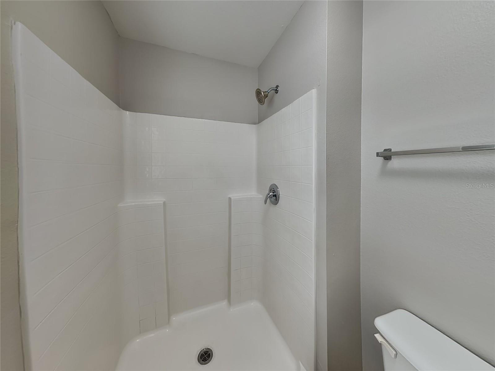 Image 9 of 20 For 12610 Lake Vista Drive