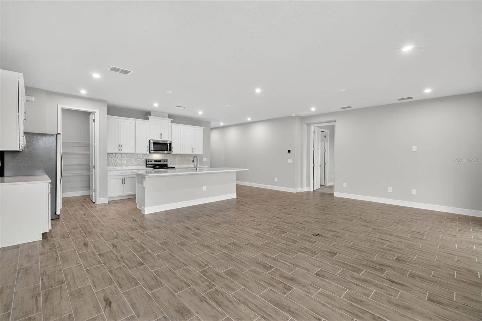 Image 11 of 53 For 5021 124th Avenue E