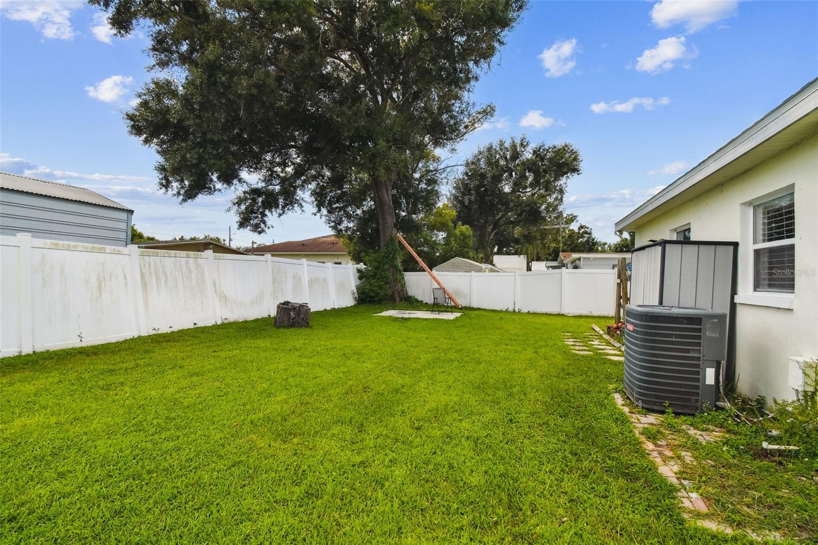 Image 37 of 45 For 2916 Clifton Street