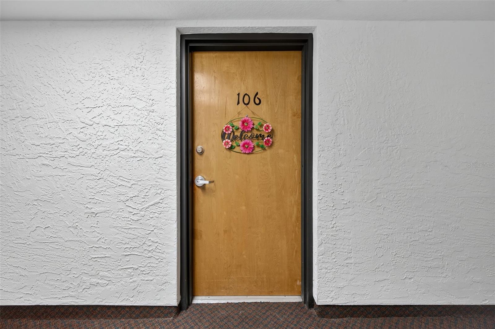 Image 8 of 54 For 2595 Countryside Boulevard 8106