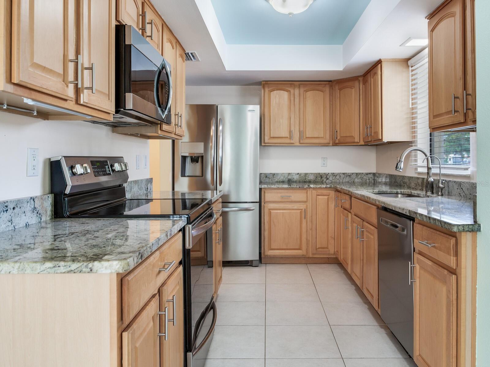 Image 15 of 39 For 8893 118th Street