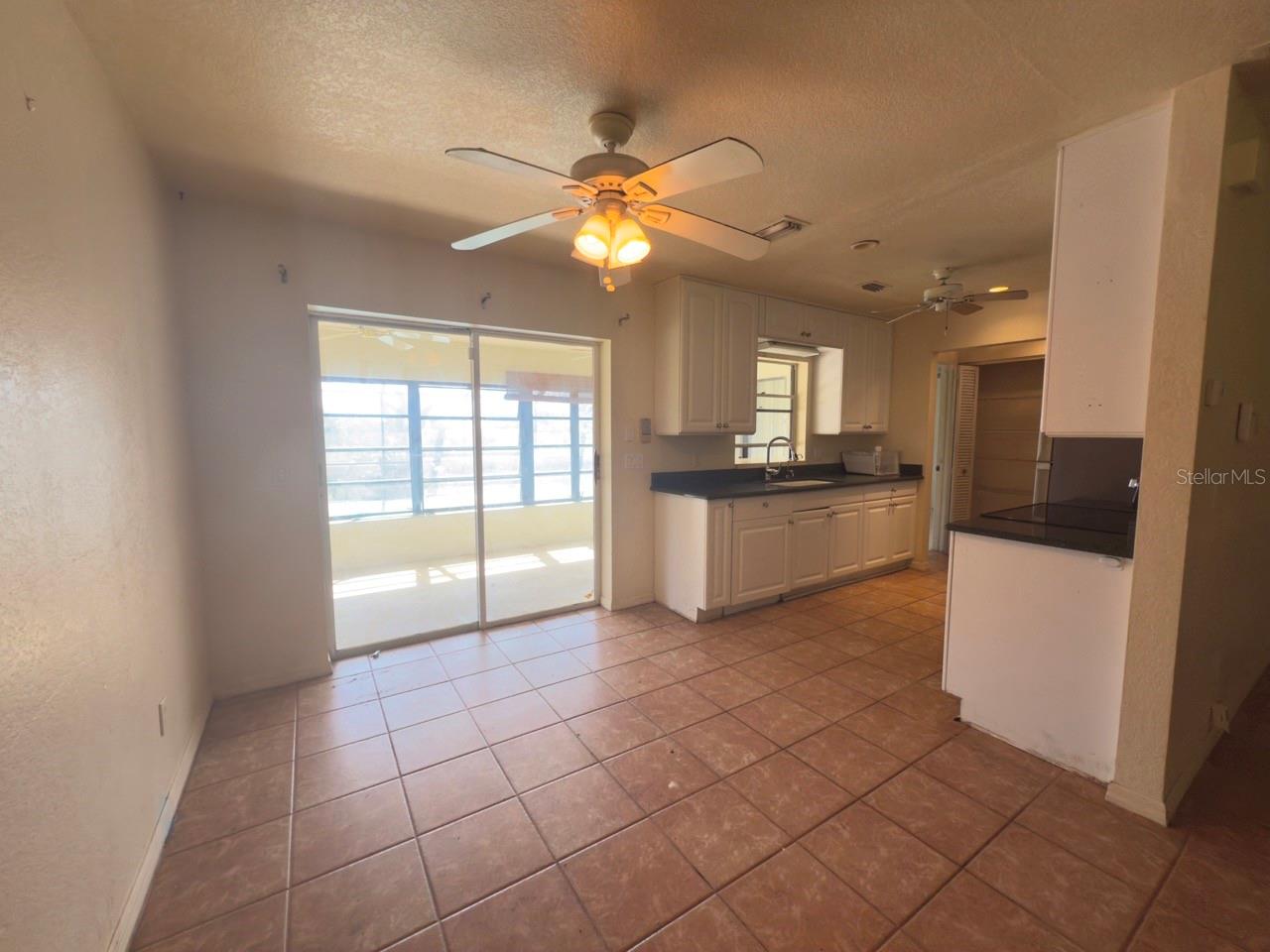 Image 5 of 37 For 155 Summerset Drive