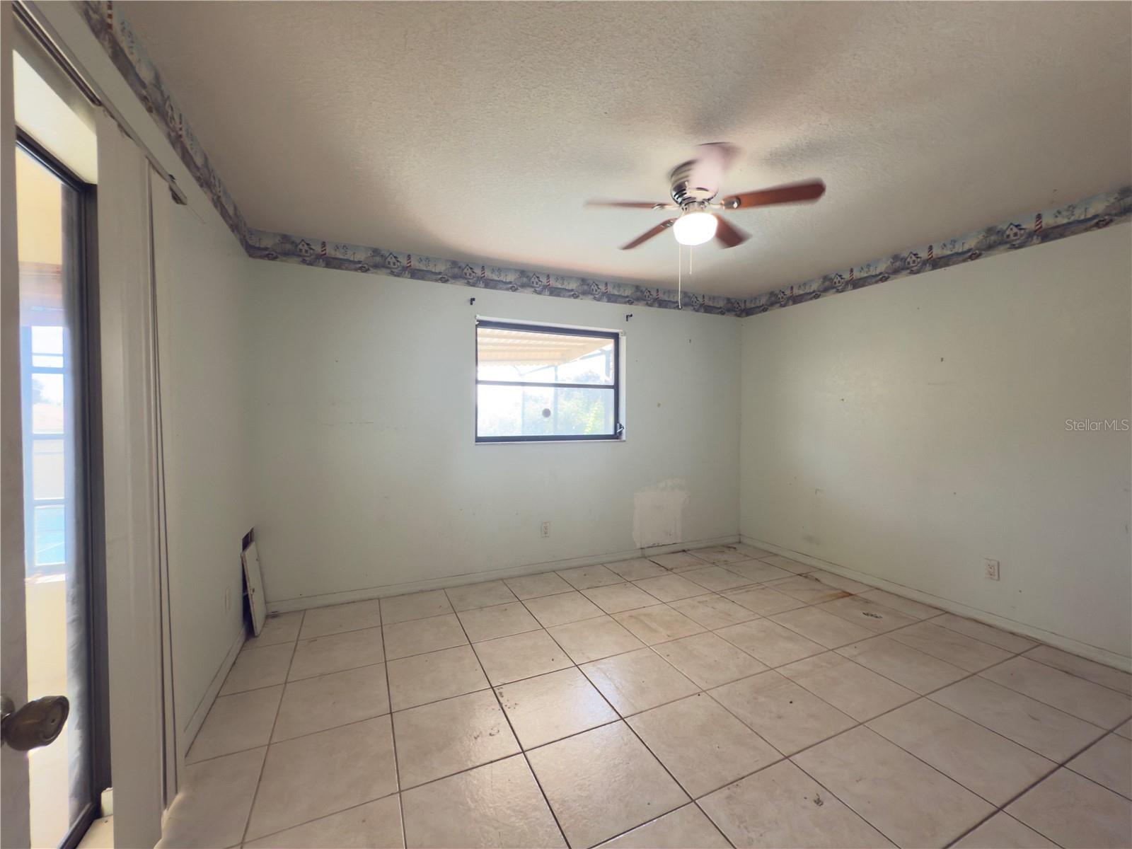 Image 9 of 37 For 155 Summerset Drive