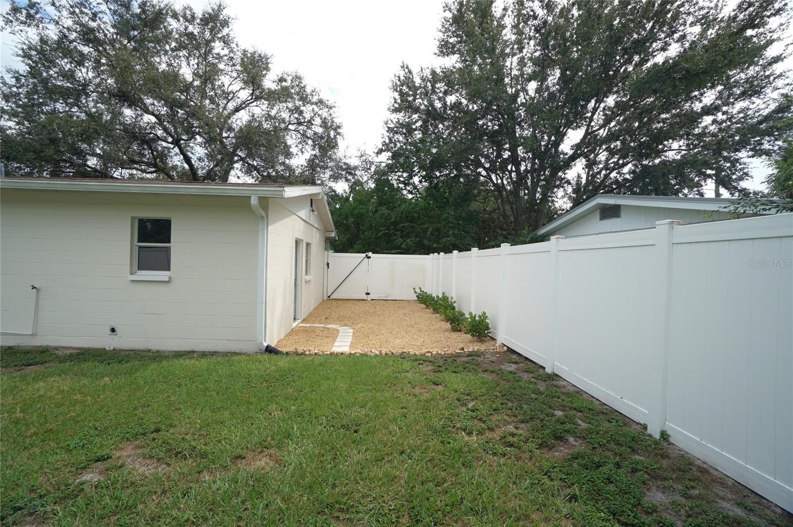 Image 17 of 19 For 3209 Wallace Avenue
