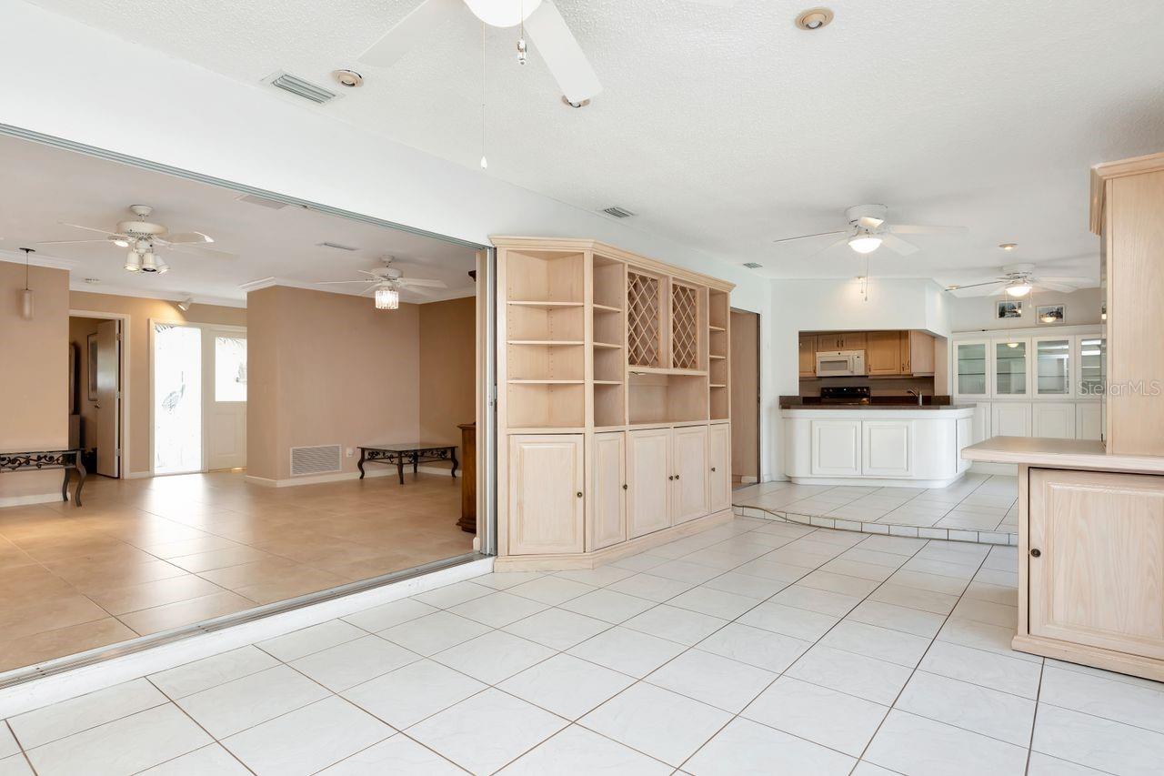 Image 12 of 78 For 1113 45th Avenue Ne