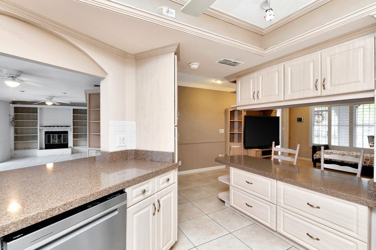 Image 19 of 78 For 1113 45th Avenue Ne