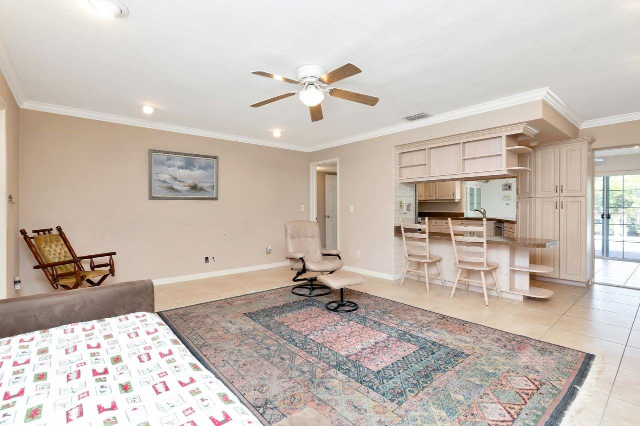 Image 21 of 78 For 1113 45th Avenue Ne