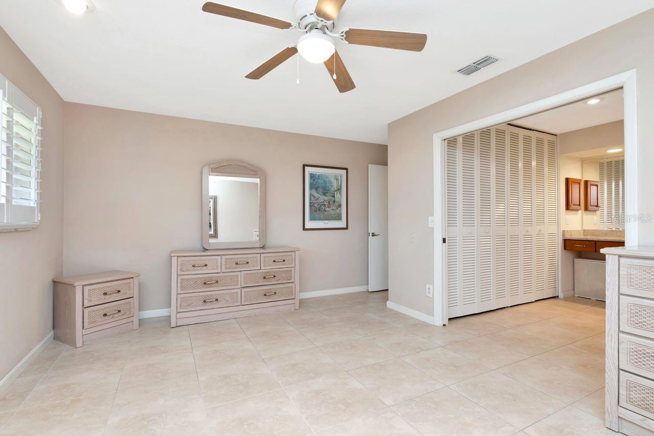 Image 33 of 78 For 1113 45th Avenue Ne