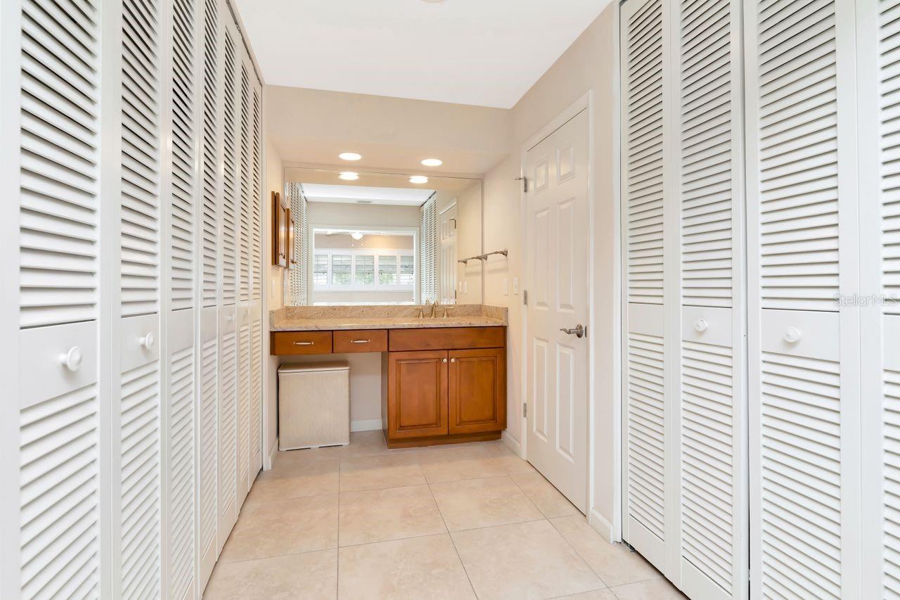 Image 34 of 78 For 1113 45th Avenue Ne