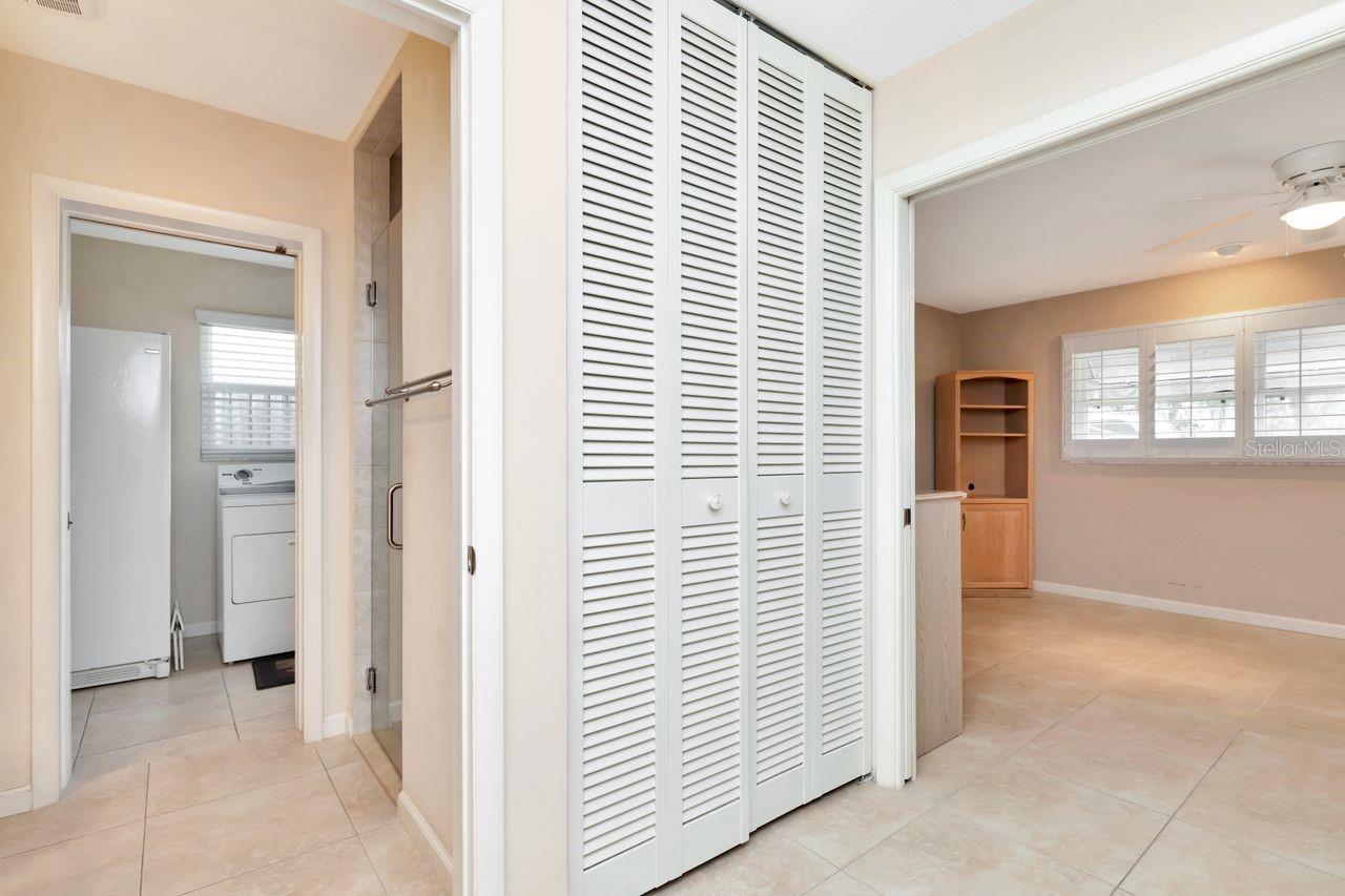 Image 35 of 78 For 1113 45th Avenue Ne