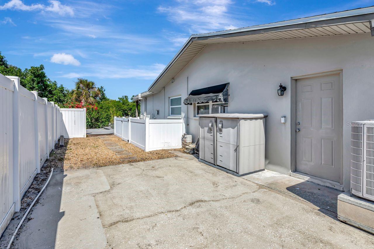 Image 46 of 78 For 1113 45th Avenue Ne