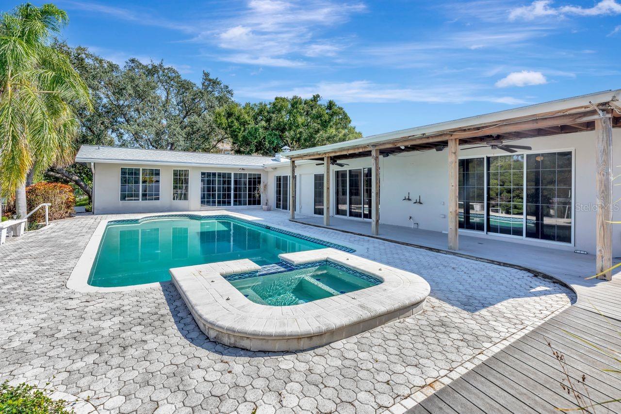 Image 49 of 78 For 1113 45th Avenue Ne