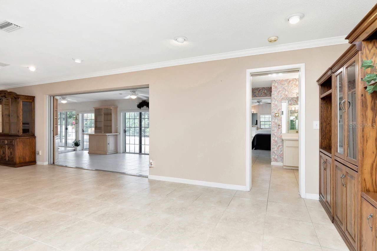 Image 9 of 78 For 1113 45th Avenue Ne