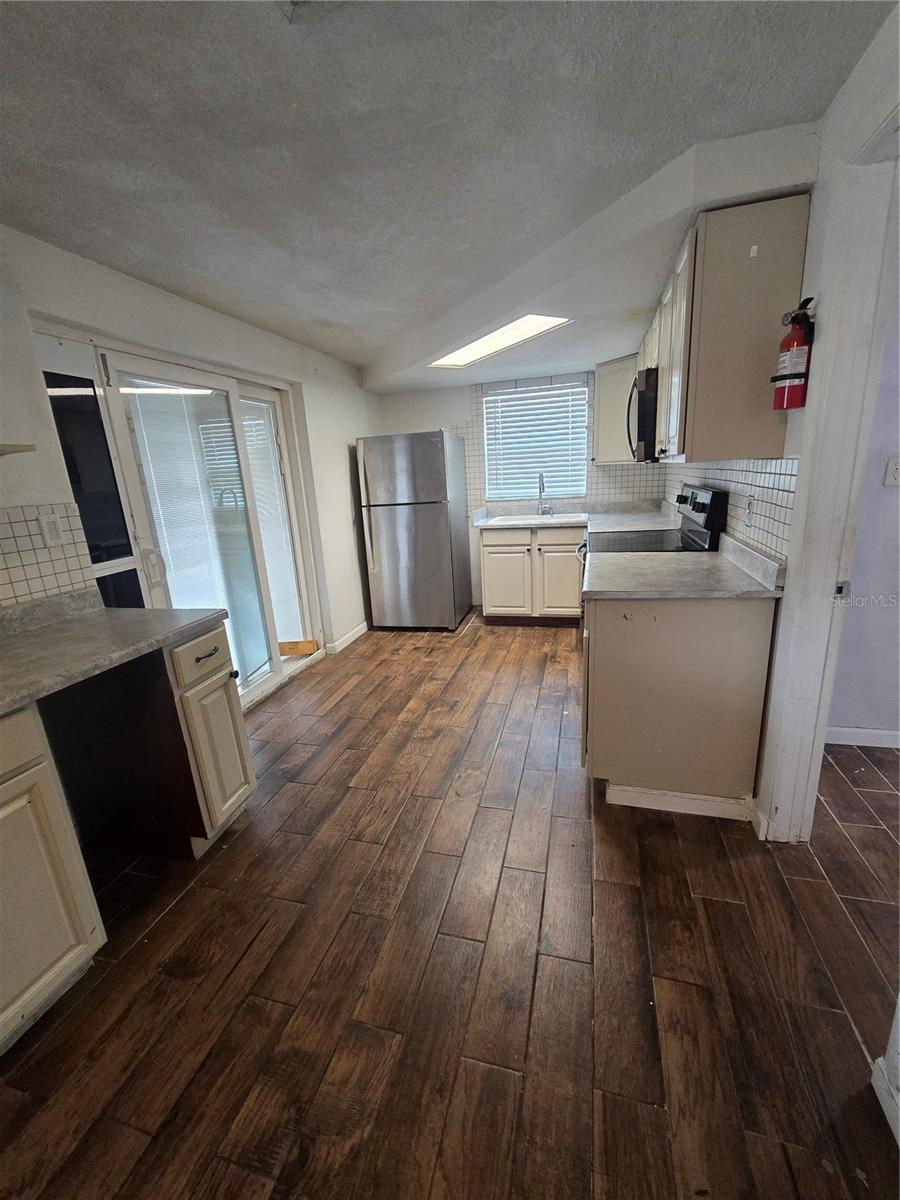 Image 13 of 37 For 7234 Heath Drive