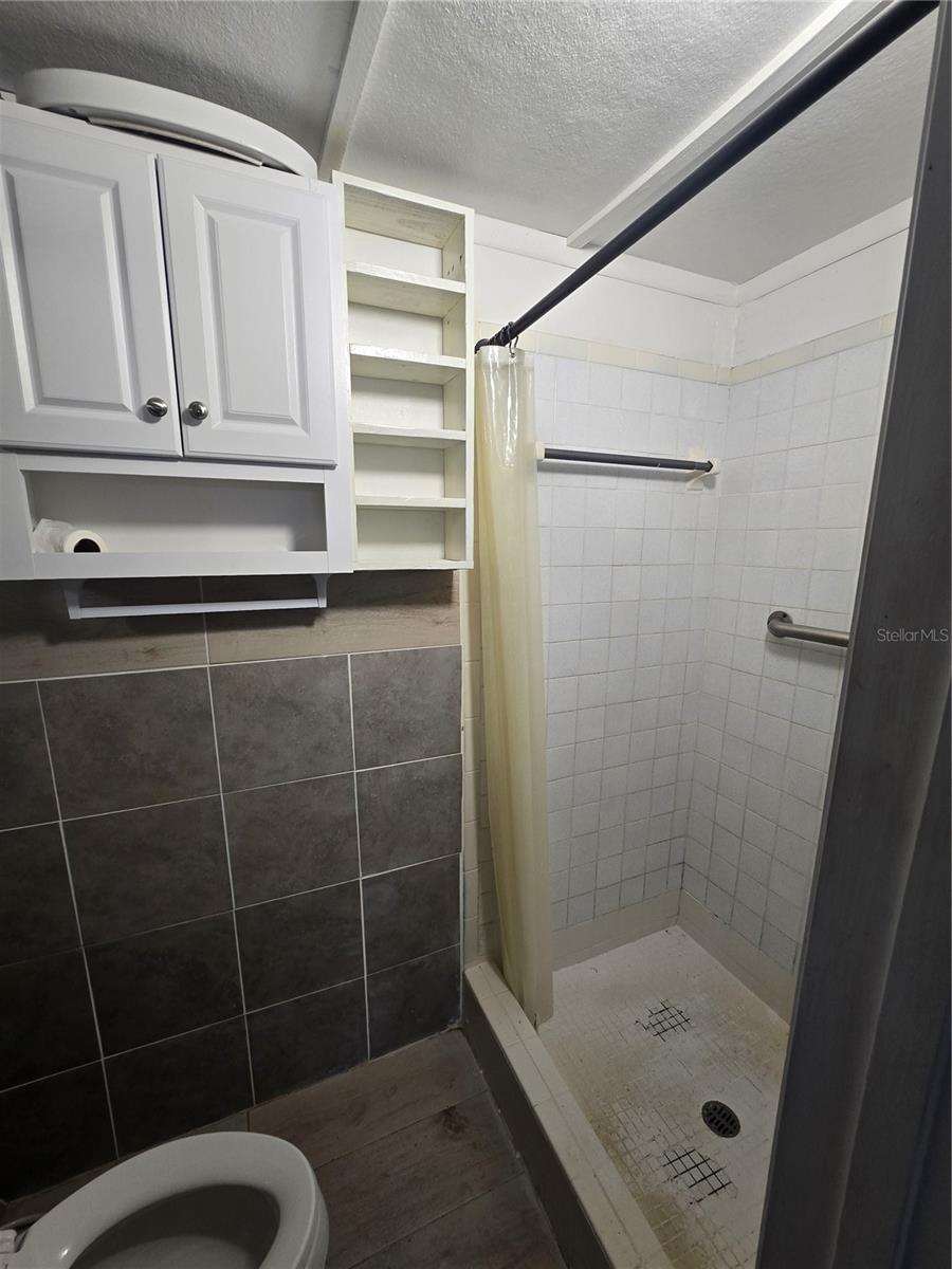 Image 19 of 37 For 7234 Heath Drive