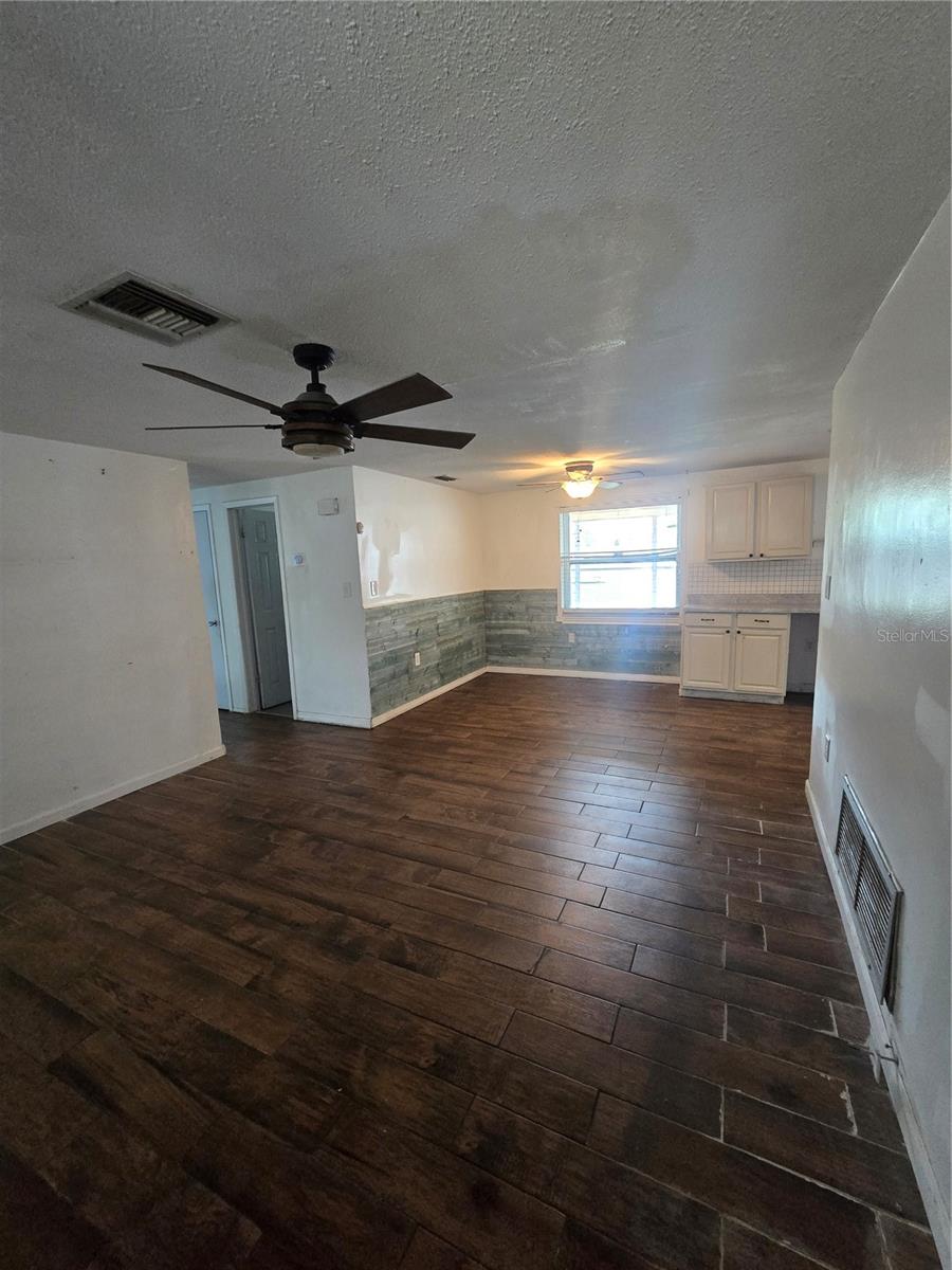 Image 6 of 37 For 7234 Heath Drive