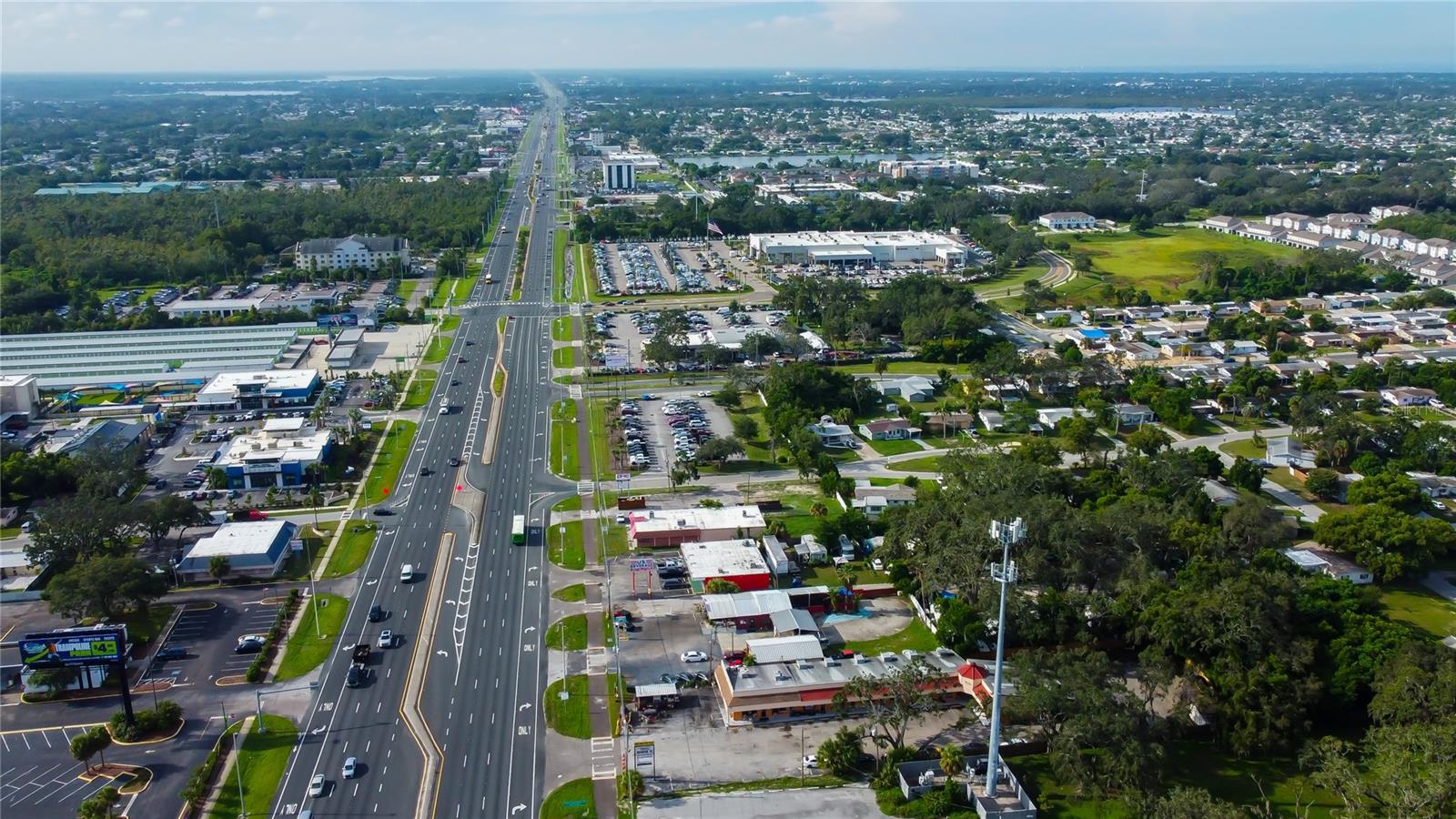 Listing photo id 10 for 3333 Us Highway 19  5